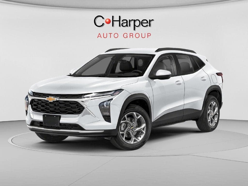2025 Chevrolet Trax LT — photo 1 of 25