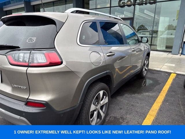 2021 Jeep Cherokee Limited — photo 1 of 5