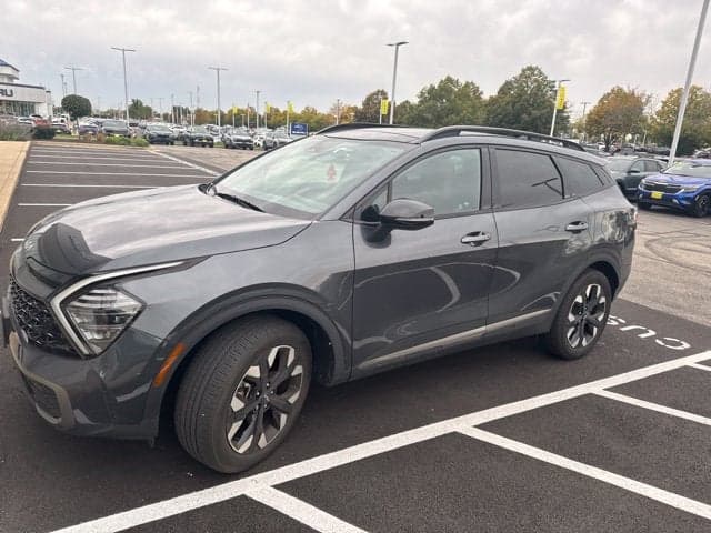 2024 Kia Sportage X-Line — photo 1 of 5