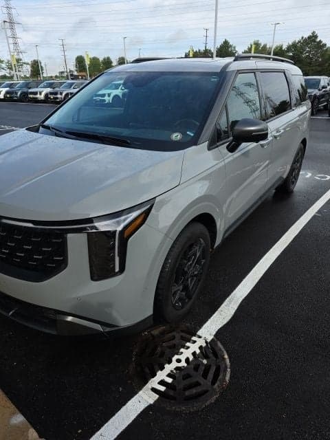 2025 Kia Carnival Hybrid SX Prestige — photo 1 of 5