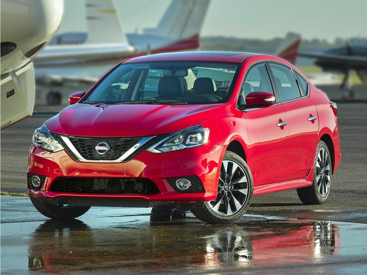 2019 Nissan Sentra SR — photo 1 of 5