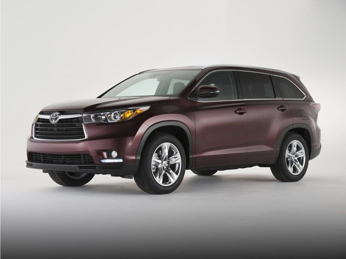2015 Toyota Highlander LE — photo 1 of 5