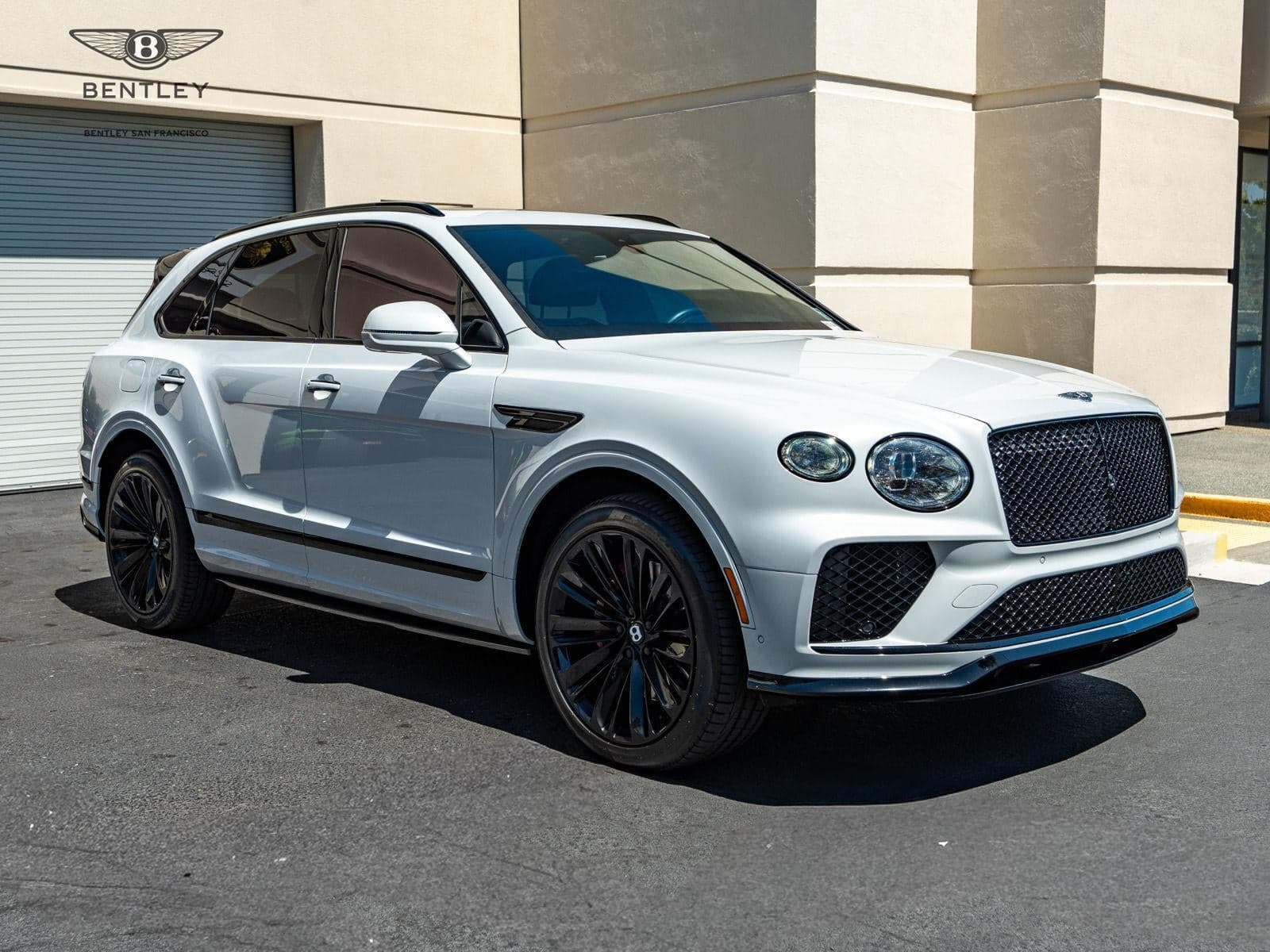 2022 Bentley Bentayga Speed — photo 1 of 35