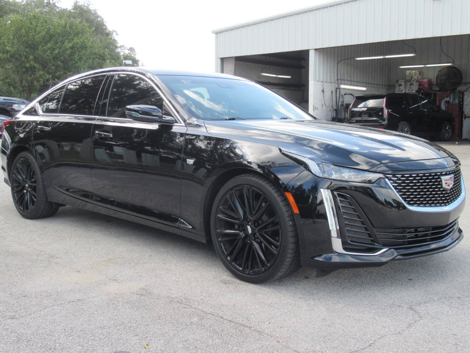 2024 Cadillac CT5 Luxury — photo 1 of 5