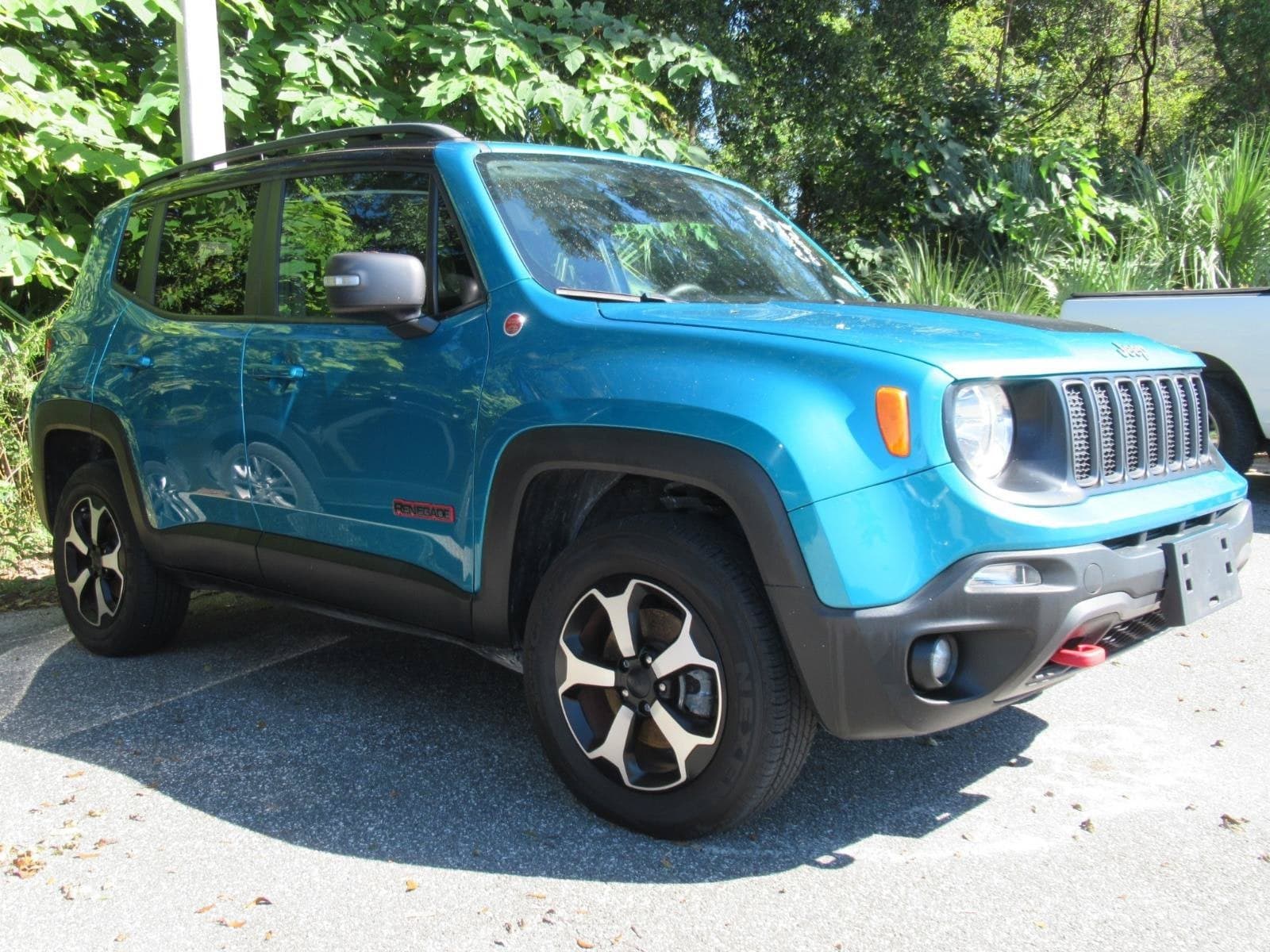 2021 Jeep Renegade Trailhawk — photo 1 of 5