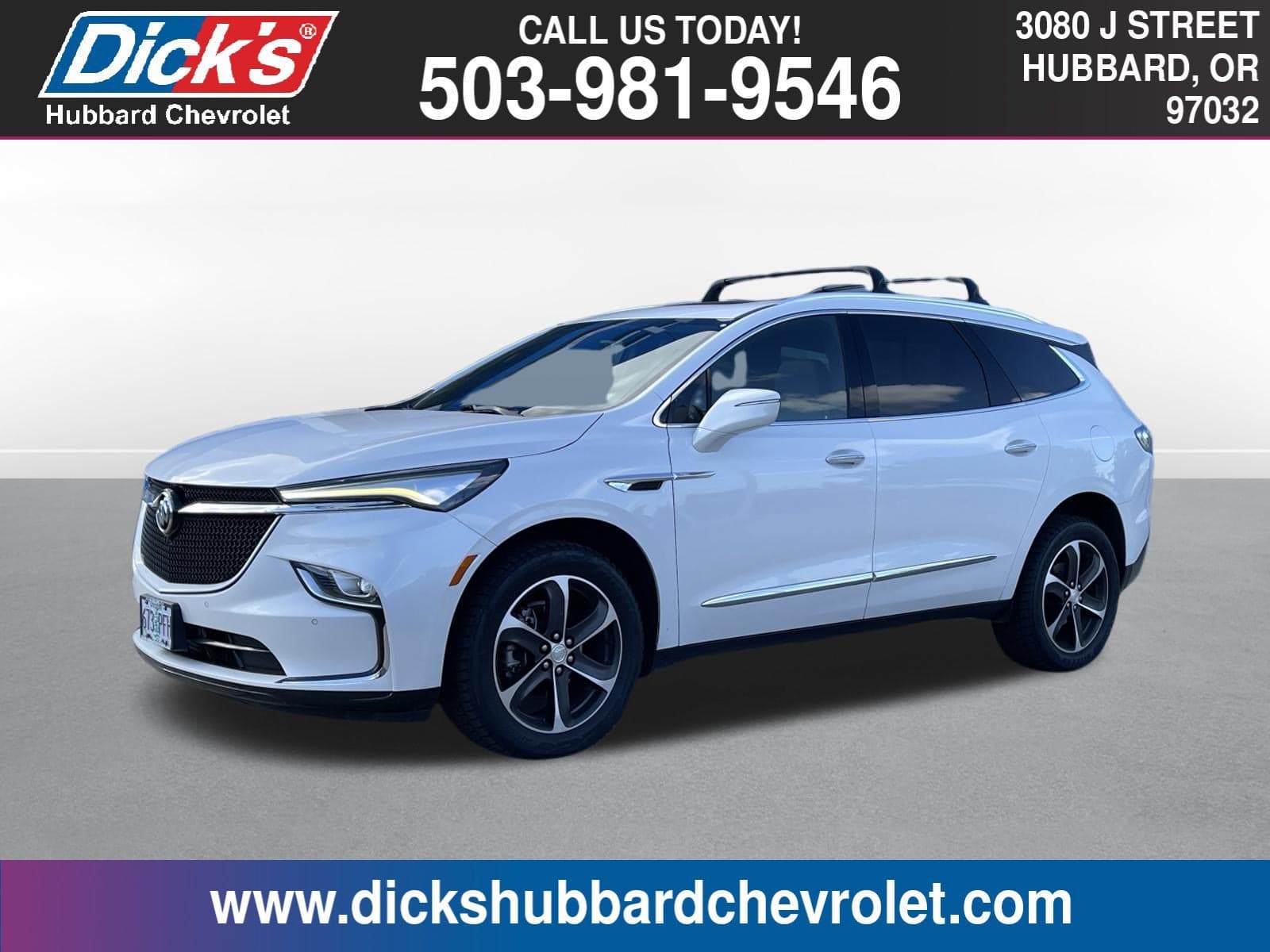2022 Buick Enclave Essence — photo 1 of 36