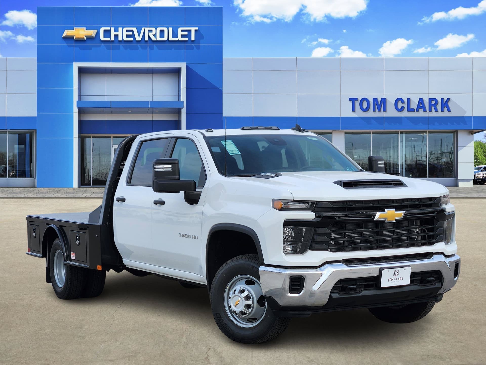 2026 Chevrolet Silverado 3500HD CC Work Truck — photo 1 of 21