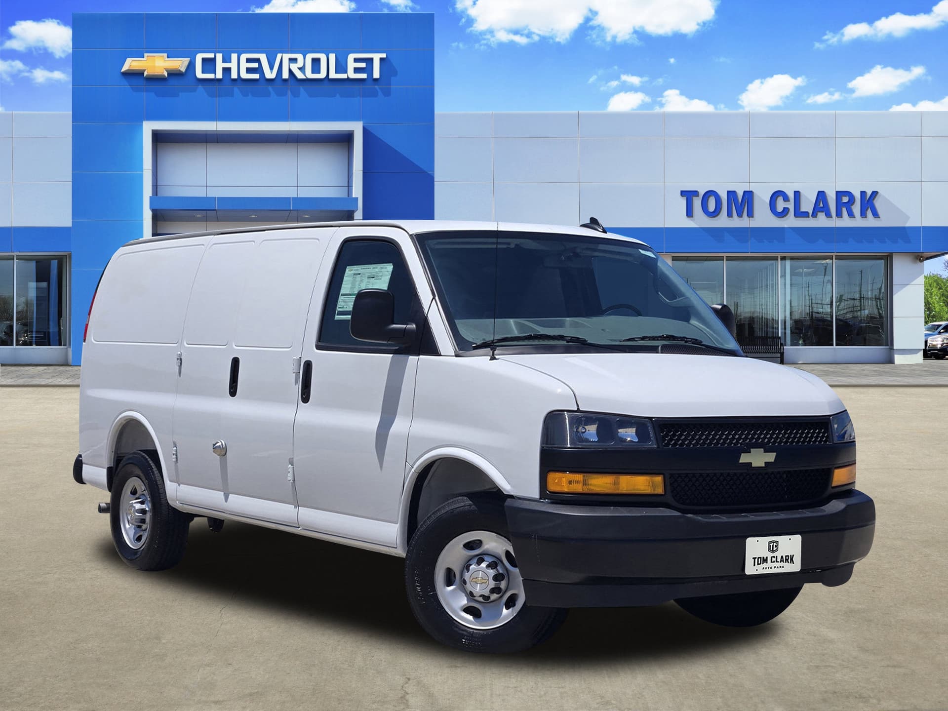 2025 Chevrolet Express Cargo Van Base — photo 1 of 23