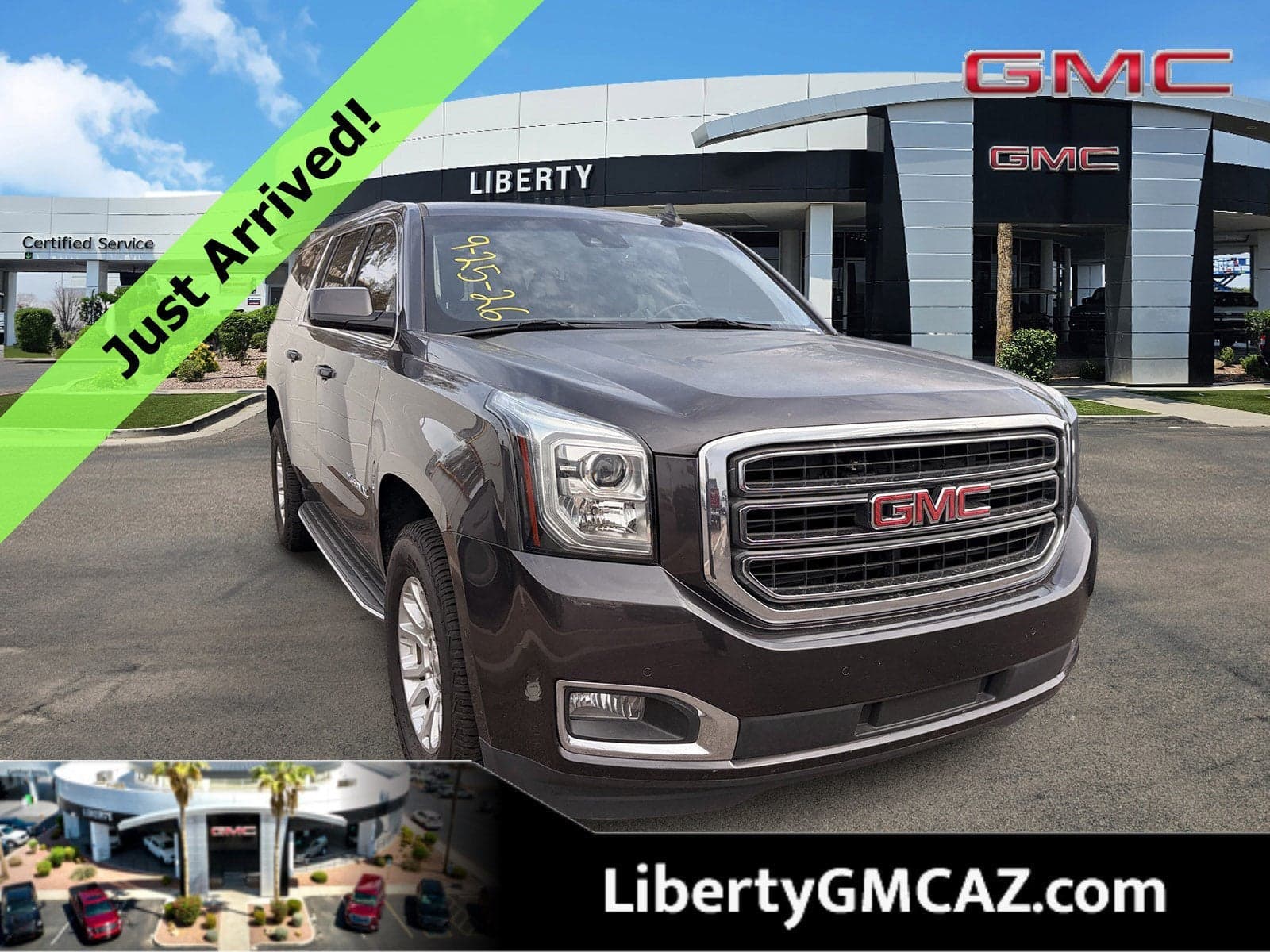 2018 GMC Yukon XL SLT — photo 1 of 5