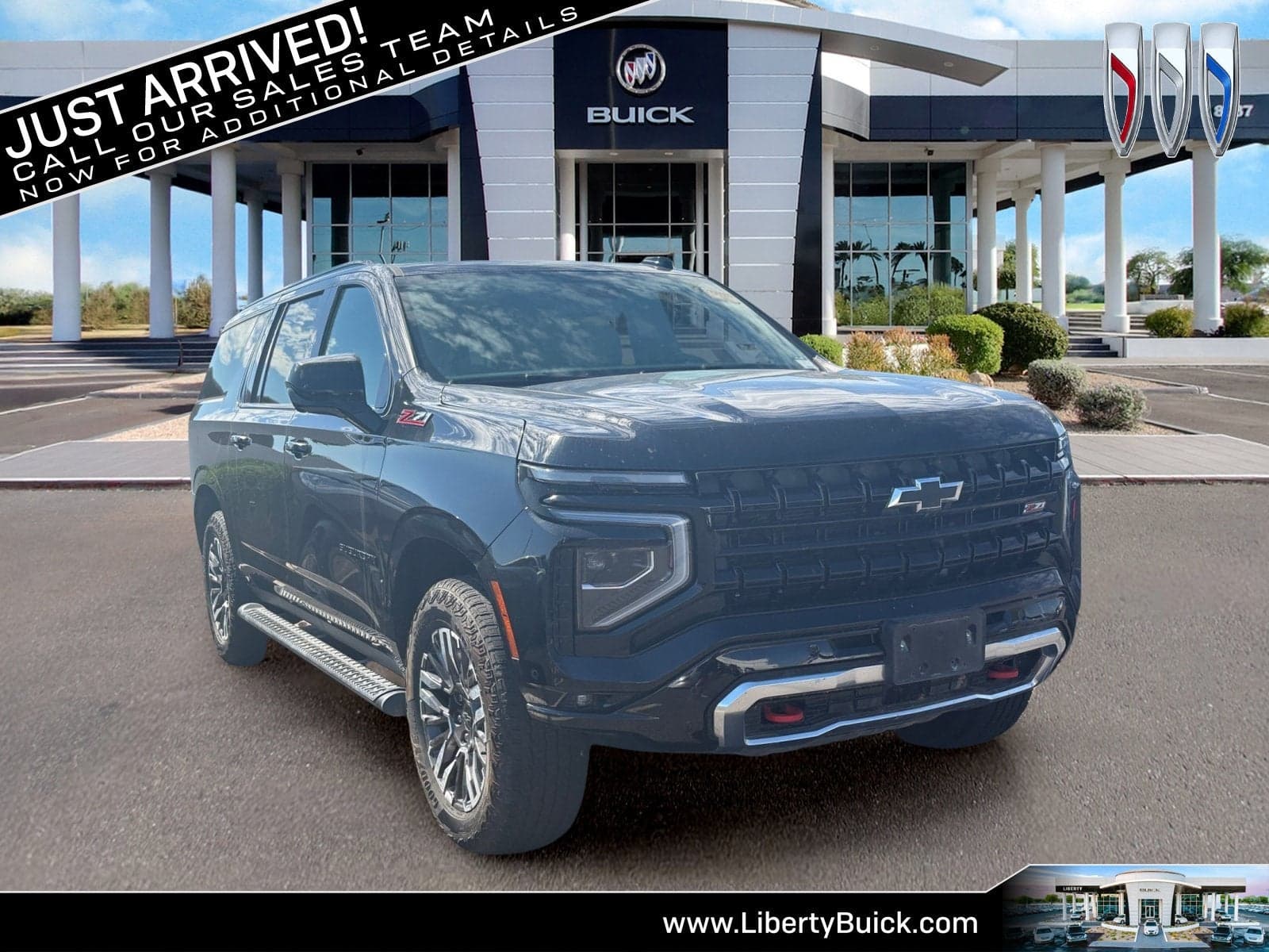 2025 Chevrolet Suburban Z71 — photo 1 of 5