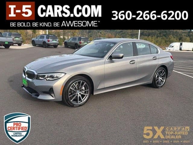 2022 BMW 3 Series 330i xDrive — photo 1 of 5