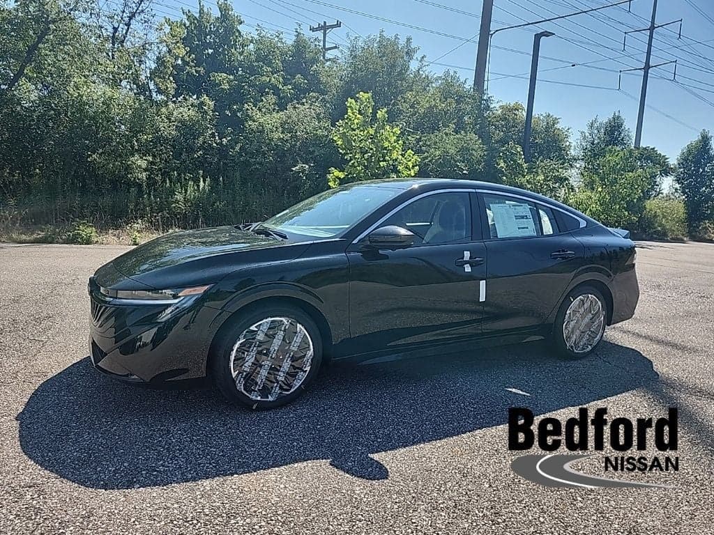 2026 Nissan Sentra SR — photo 1 of 17