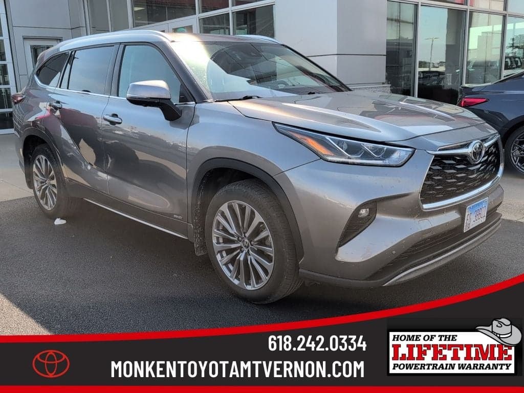 2025 Toyota Highlander Hybrid Limited 25th Edition — photo 1 of 12