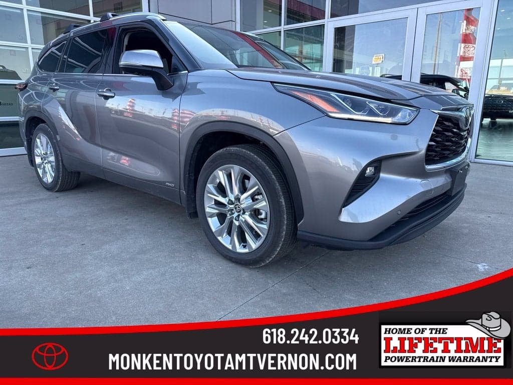 2026 Toyota Highlander Hybrid Limited — photo 1 of 5
