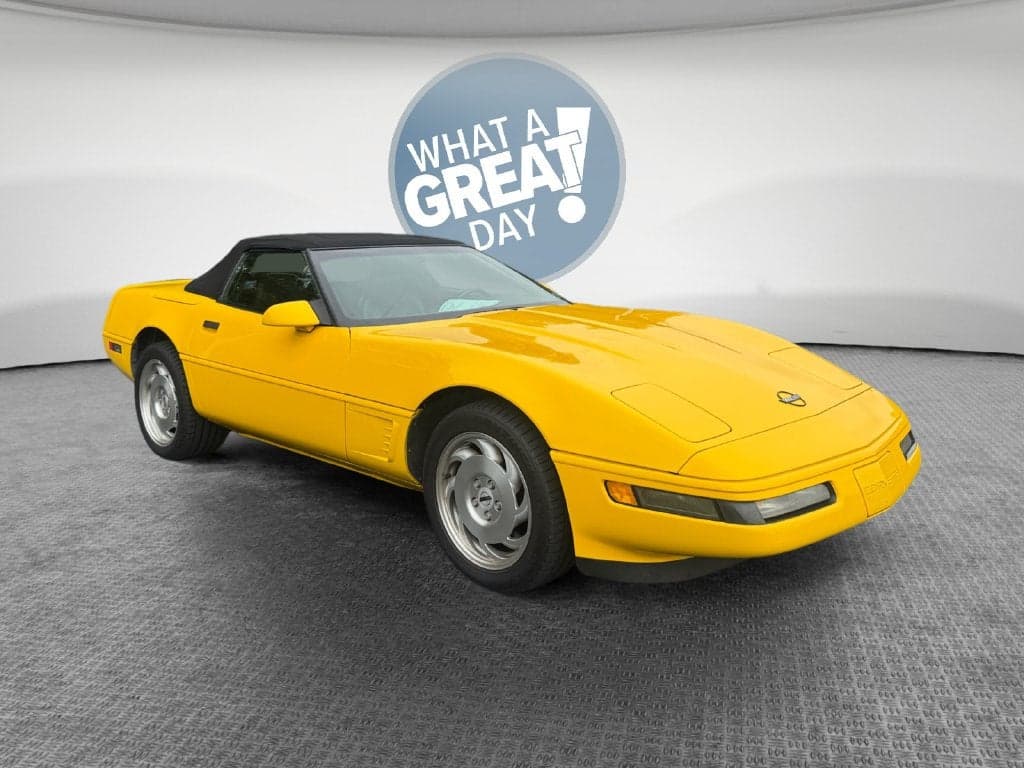 1995 Chevrolet Corvette Base — photo 1 of 18