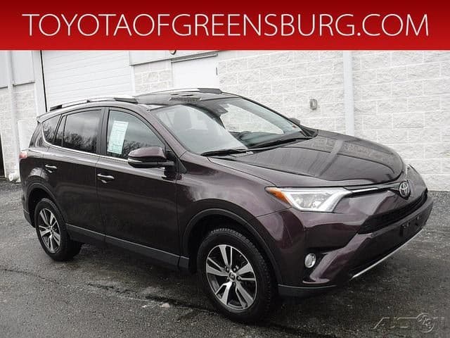 2017 Toyota RAV4 XLE — photo 1 of 5