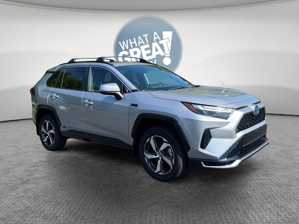 2024 Toyota RAV4 Prime SE — photo 1 of 29