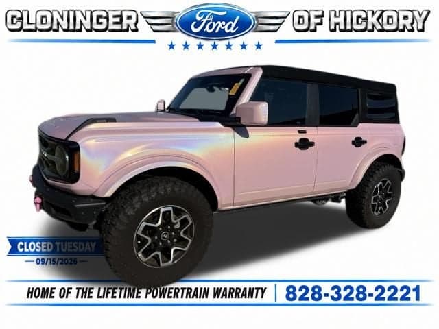 2023 Ford Bronco Outer Banks — photo 1 of 25