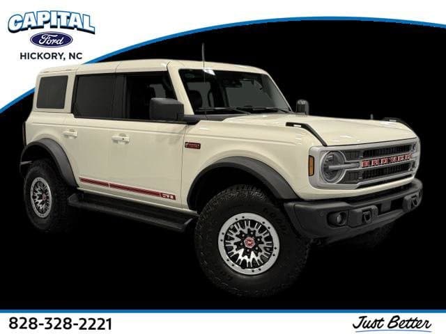 2026 Ford Bronco Outer Banks — photo 1 of 28