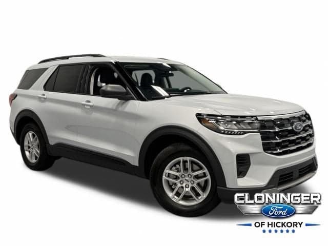 2026 Ford Explorer Active — photo 1 of 34