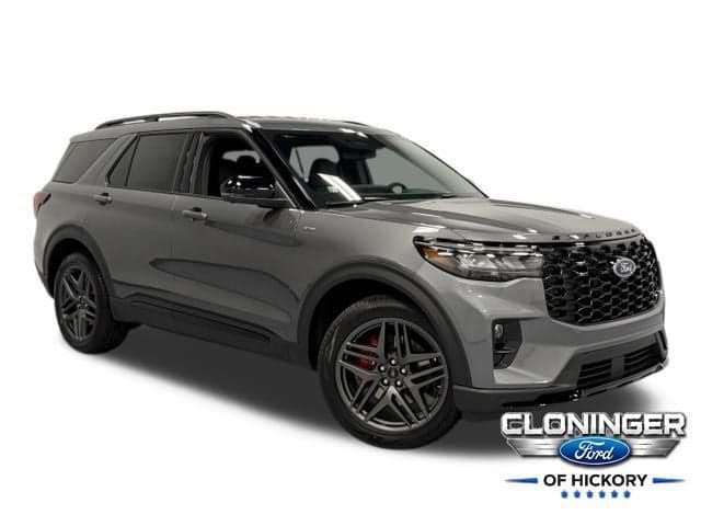 2026 Ford Explorer ST-Line — photo 1 of 36