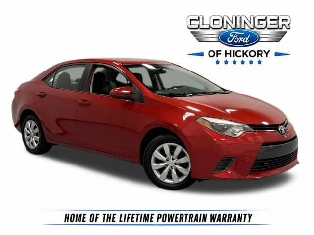 2016 Toyota Corolla LE — photo 1 of 24