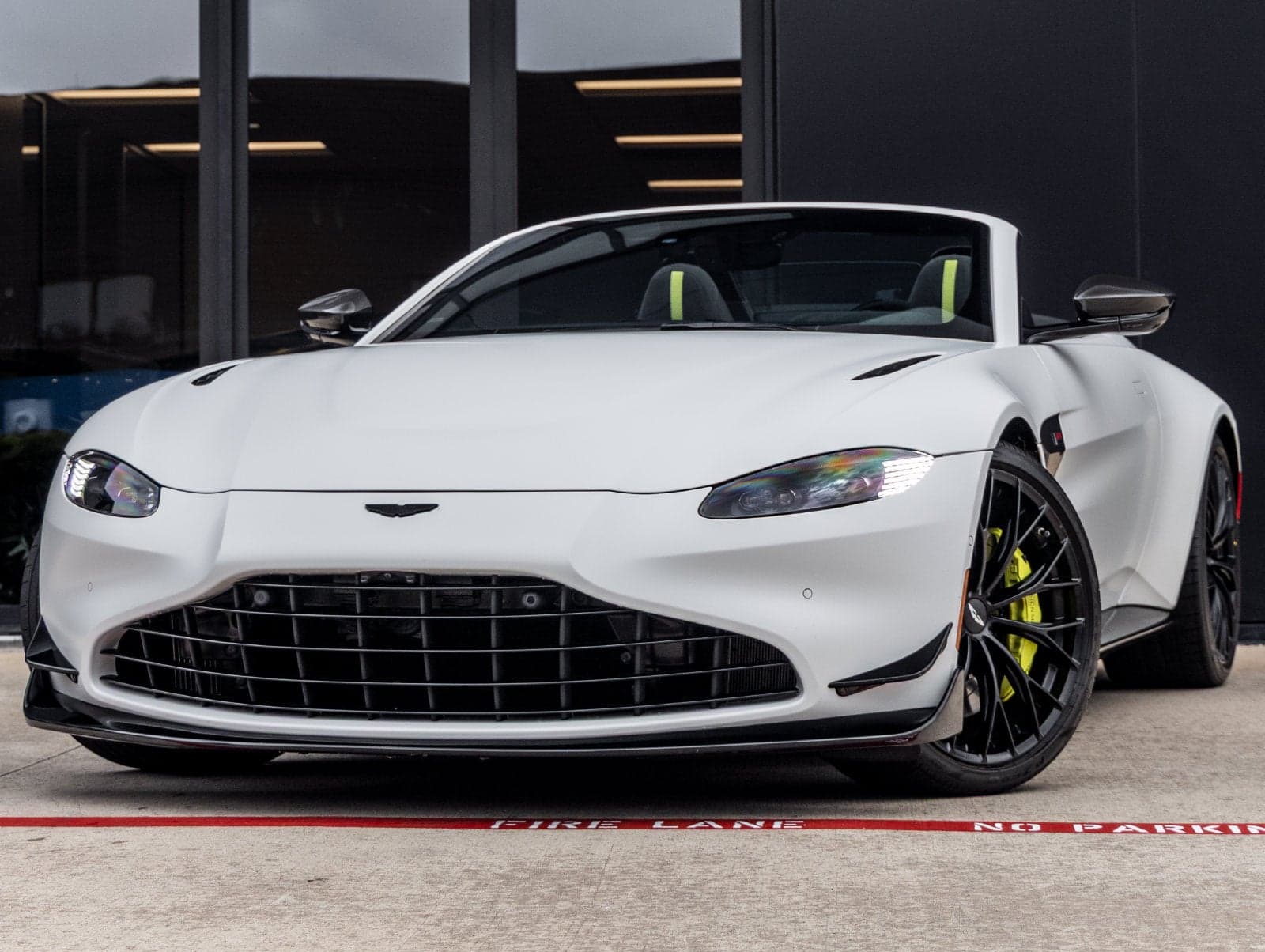 2023 Aston Martin Vantage F1 Edition — photo 1 of 5