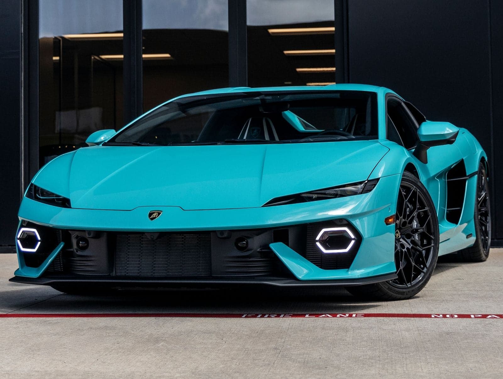 2026 Lamborghini Temerario Base — photo 1 of 43