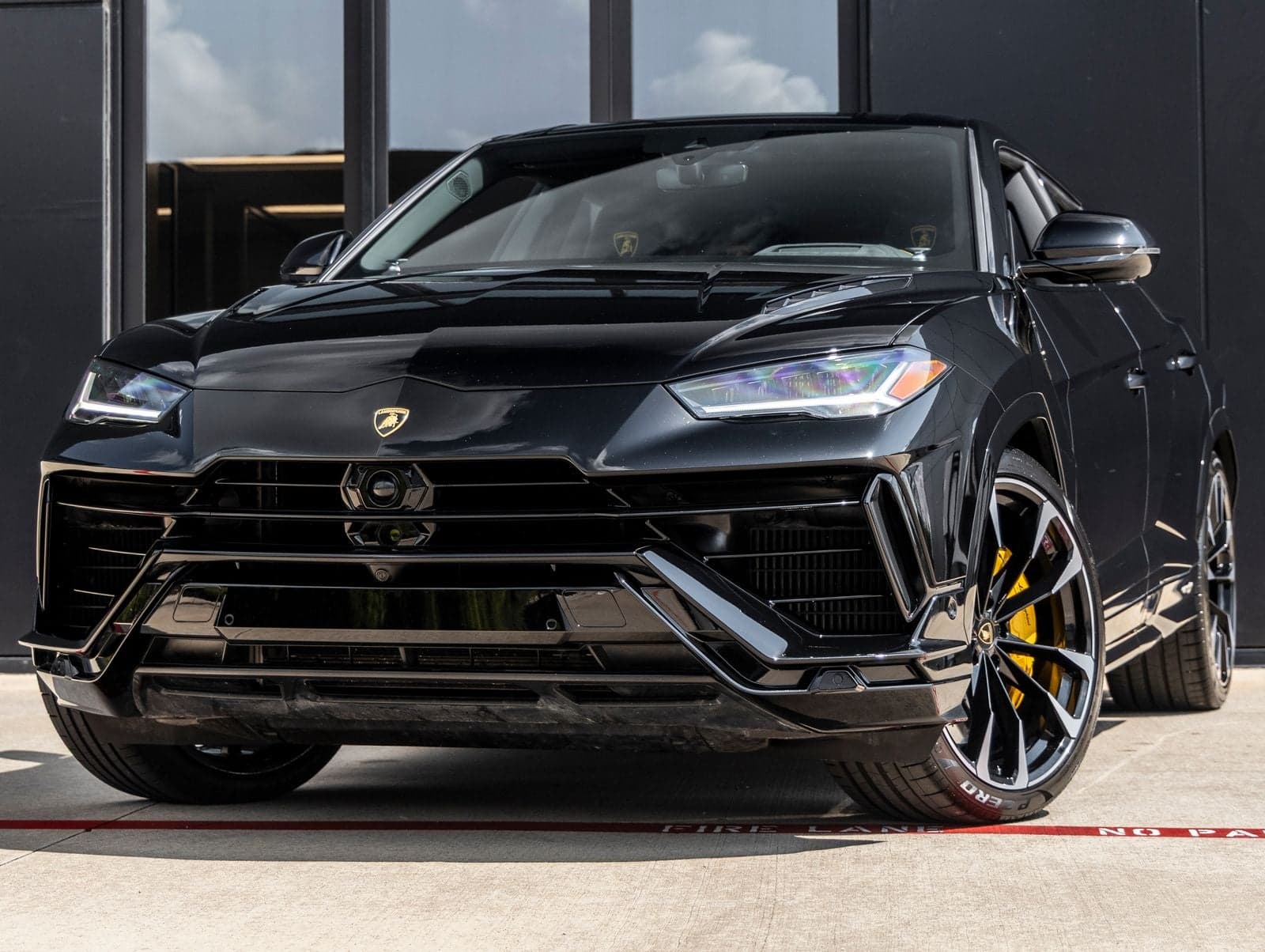 2024 Lamborghini Urus S — photo 1 of 49