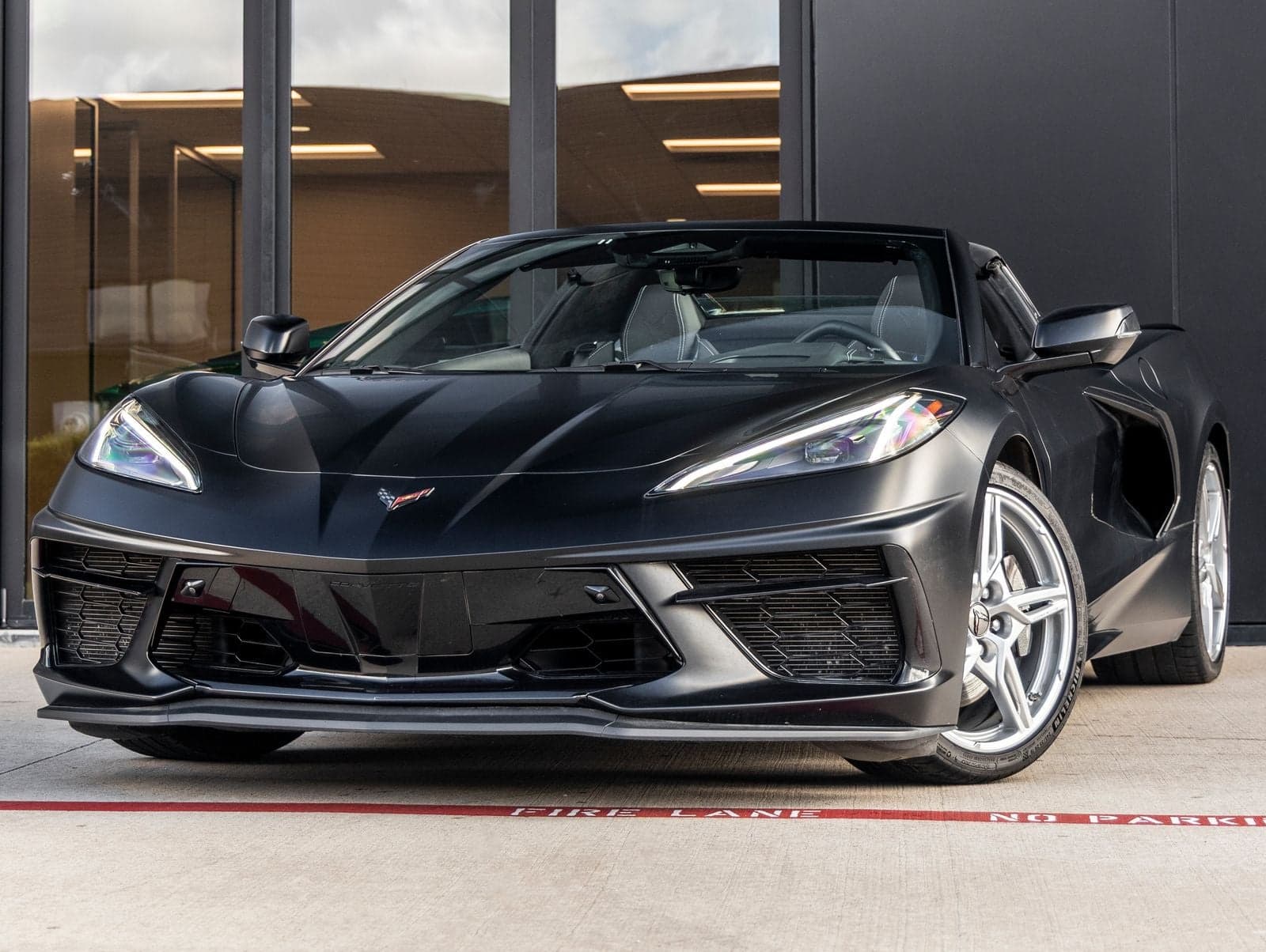 2024 Chevrolet Corvette Stingray 3LT — photo 1 of 44