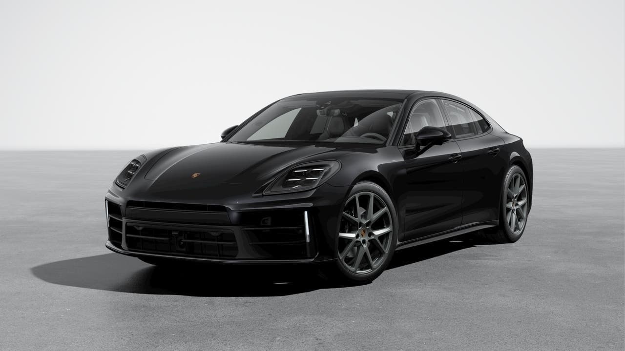 2025 Porsche Panamera Base — photo 1 of 10