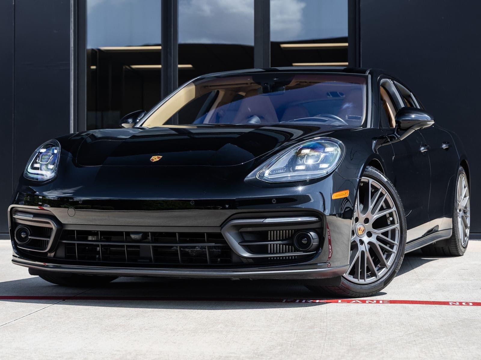 2023 Porsche Panamera Panamera 4 Platinum Edition — photo 1 of 100