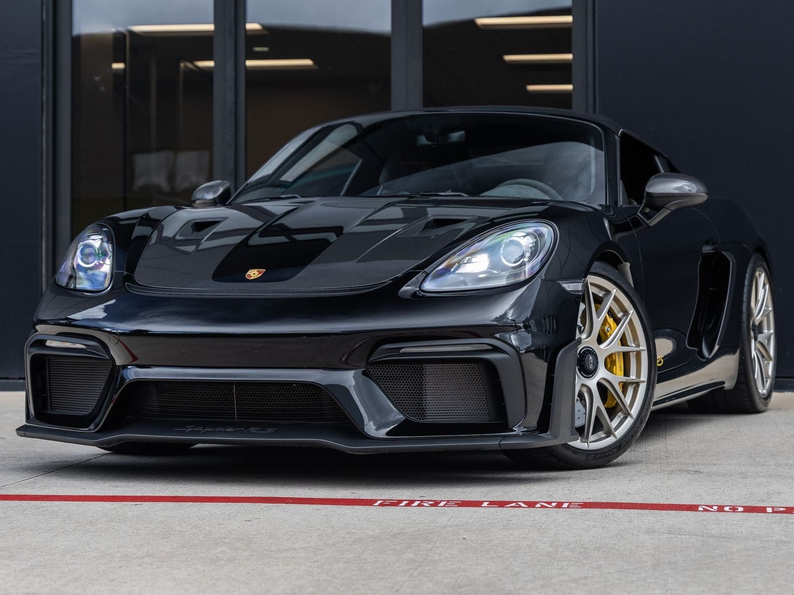 2024 Porsche 718 718 Spyder RS (MY24) — photo 1 of 106