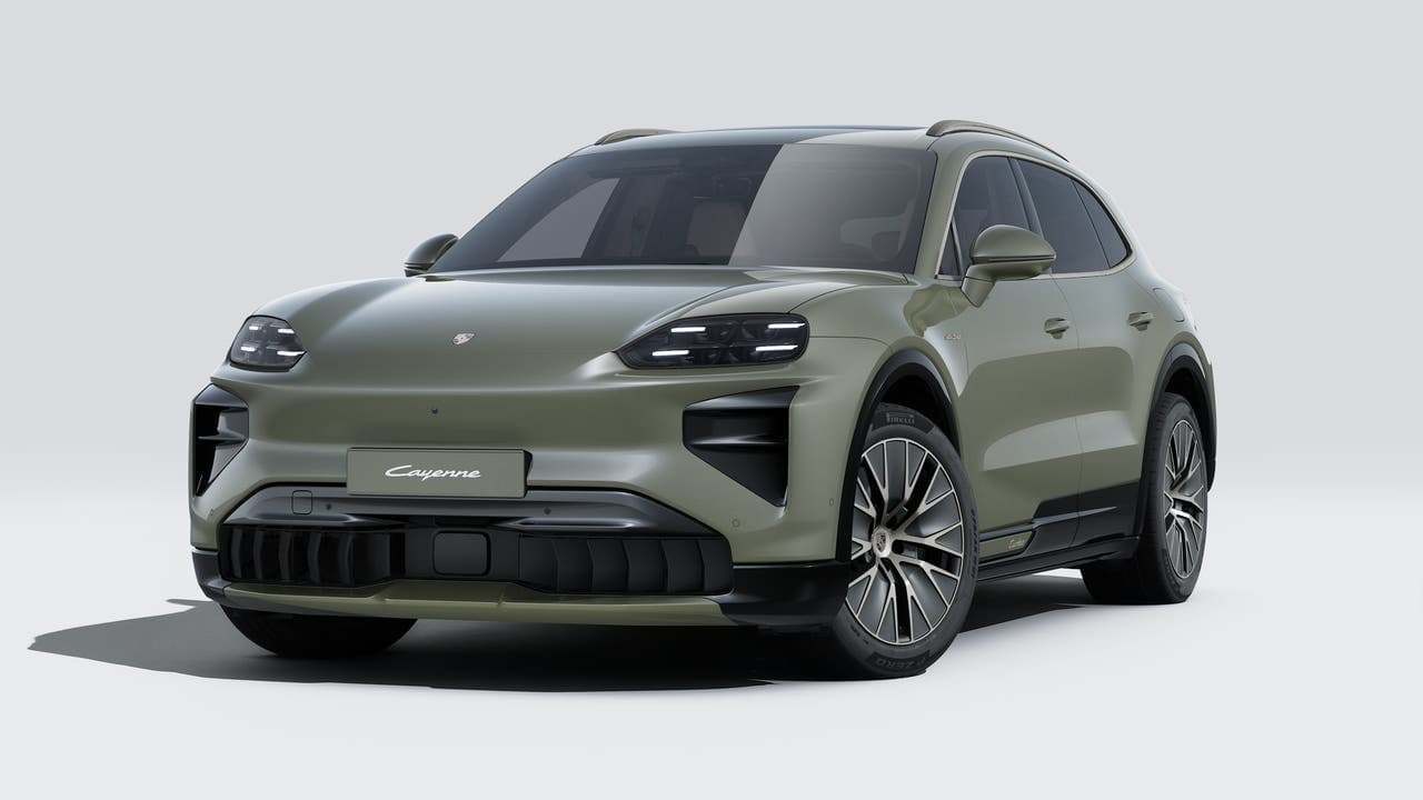 2026 Porsche Cayenne Turbo Electric — photo 1 of 14
