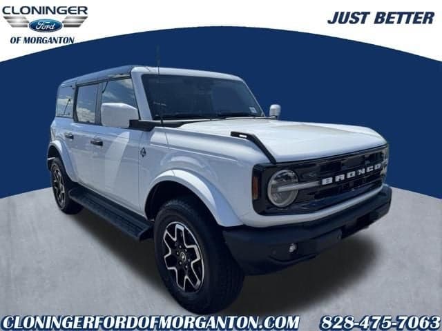 2026 Ford Bronco Outer Banks — photo 1 of 32