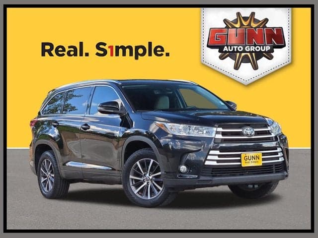 2017 Toyota Highlander XLE — photo 1 of 45