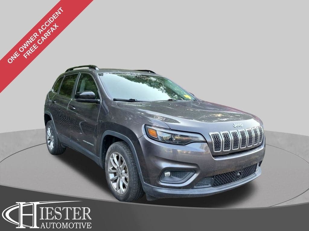 2022 Jeep Cherokee Latitude Lux — photo 1 of 5