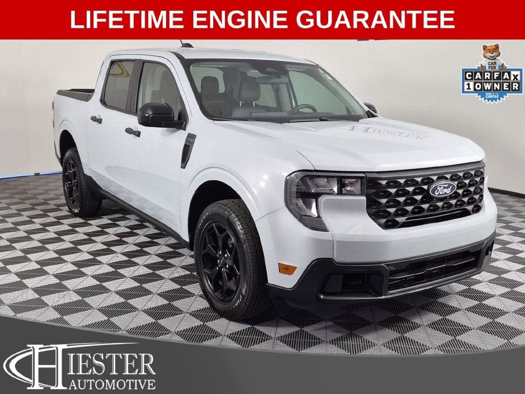 2025 Ford Maverick XLT — photo 1 of 3