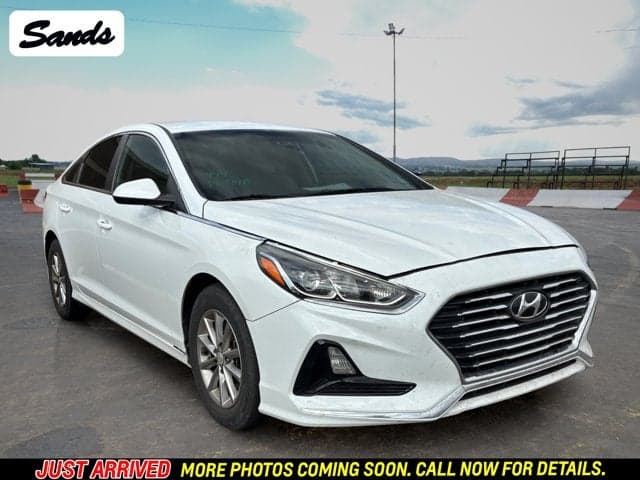 2019 Hyundai Sonata SE — photo 1 of 5