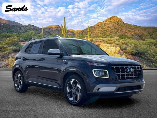2021 Hyundai Venue Denim — photo 1 of 5
