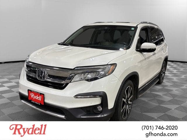 2019 Honda Pilot Touring 8-Passenger — photo 1 of 6