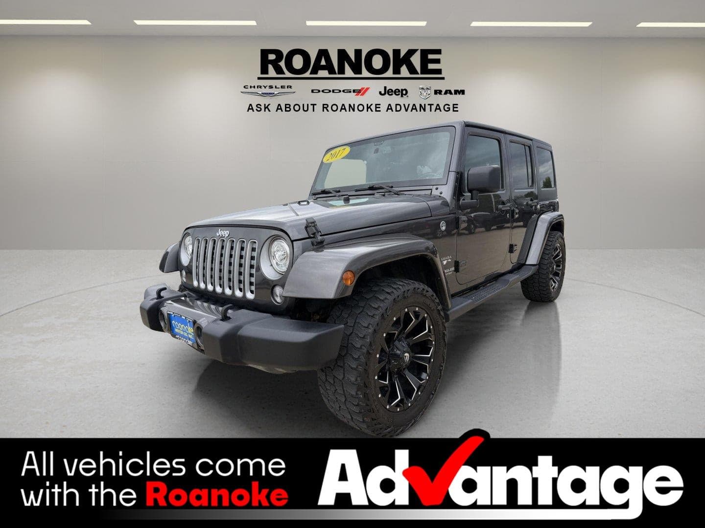 2017 Jeep Wrangler Unlimited Sahara — photo 1 of 35