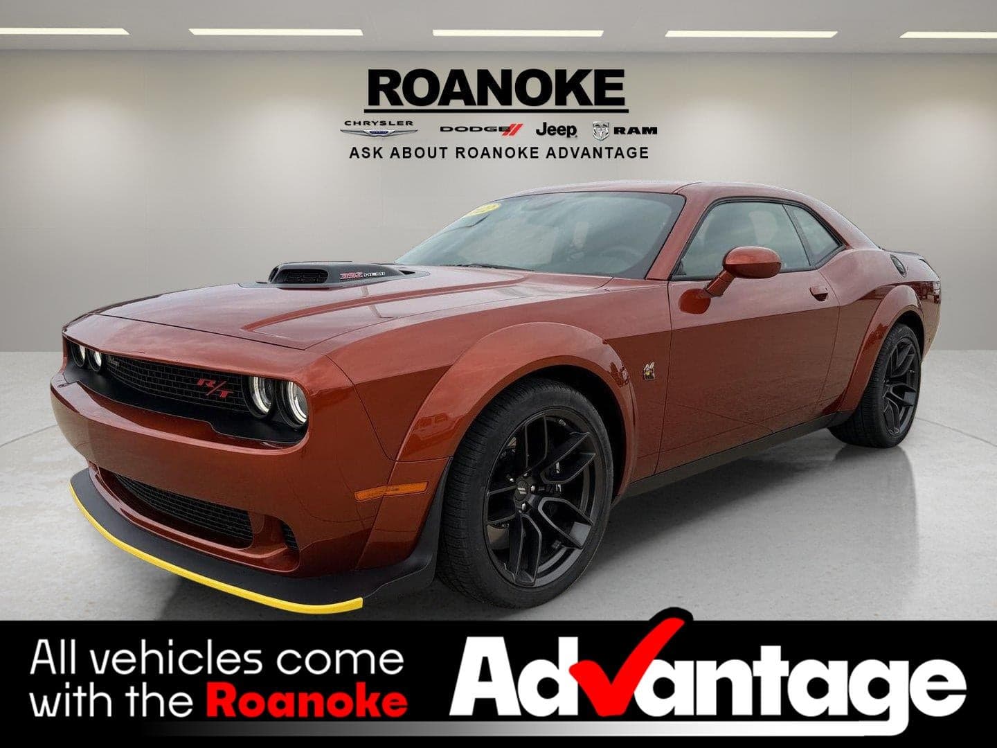 2022 Dodge Challenger R/T Scat Pack Widebody — photo 1 of 42