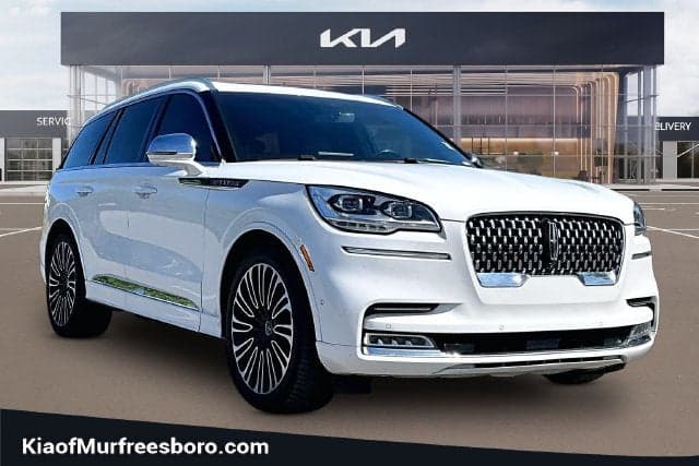 2022 Lincoln Aviator Black Label — photo 1 of 5