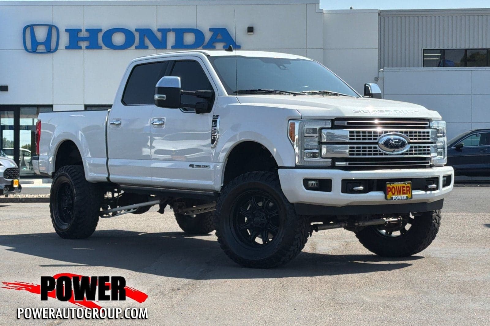 2019 Ford F-250SD Platinum — photo 1 of 44