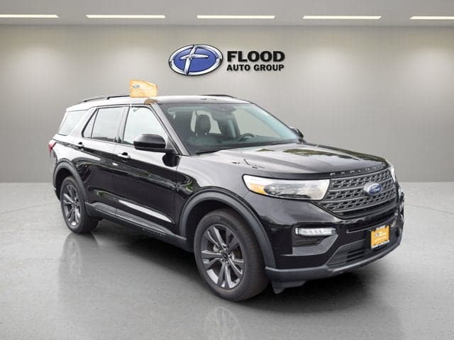 2022 Ford Explorer XLT — photo 1 of 24