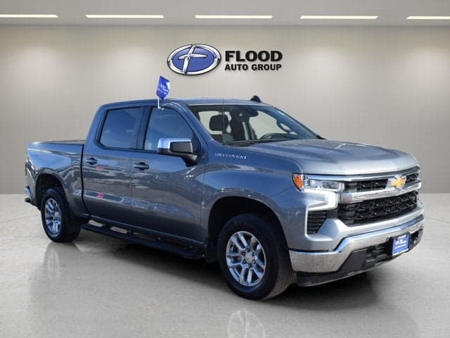 2023 Chevrolet Silverado 1500 LT — photo 1 of 5