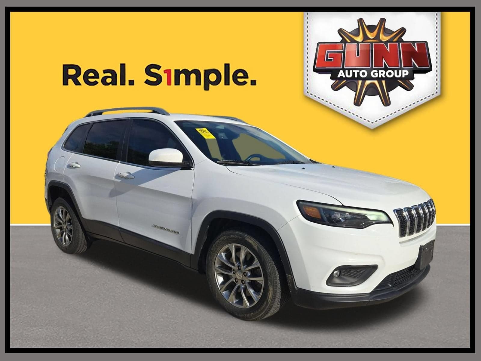 2019 Jeep Cherokee Latitude Plus — photo 1 of 5