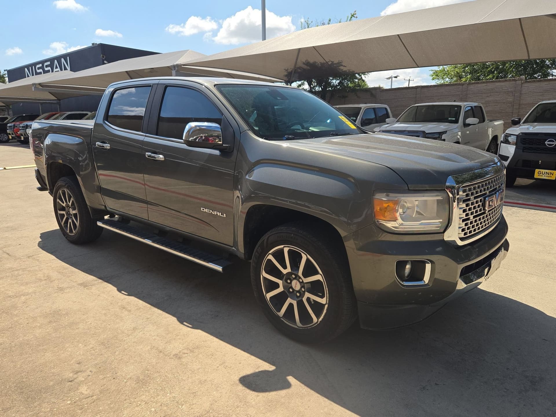 2018 GMC Canyon 2WD Denali — photo 1 of 21