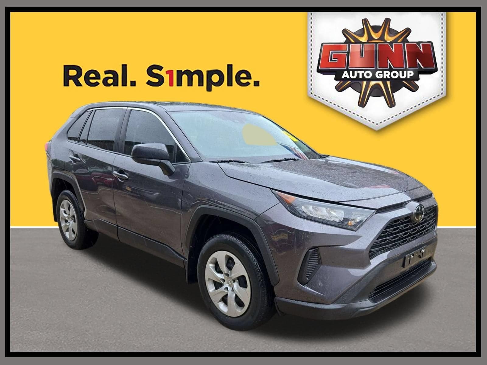 2022 Toyota RAV4 LE — photo 1 of 5
